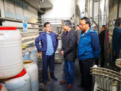 科技赋能绿色农业 陈垣教授考察调研生物农药工程中心，共绘中药材产业可持续发展新蓝图